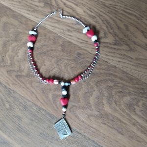 Beaded queen of hearts 💖 themed necklace